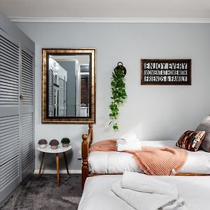 Perfect For Contractors - Canterbury - Free Parking - Ultra Wifi