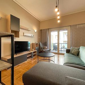 Riankour Central 90Sqm Apt In Panormou