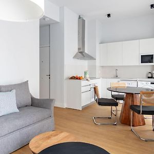 Appartement à 2 Chambres à Coucher