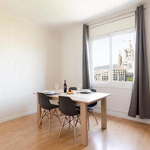 Appartement à 3 Chambres à Coucher