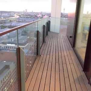 Triiiple Suites Level 21 Mit Balkon Und Tiefgarage