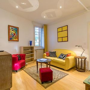Appartement à 2 Chambres à Coucher
