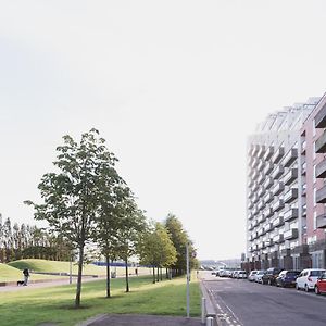 Pass The Keys Lovely 2-Bed Flat Glasgow Harbour Free Parking