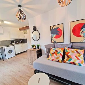 GregBnb-com - T2 Design 38m2 - Toulon Est - Wifi Fibre