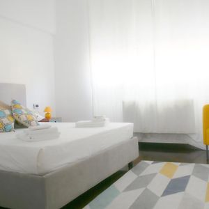 Bnbutler - Bergonzoli - Modern And Bright Near Central Station