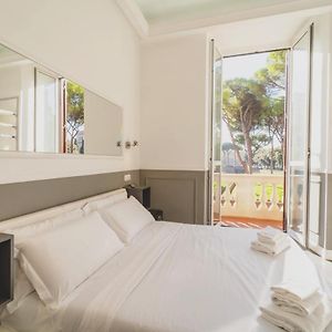 WE LOVE ROMA Guest House