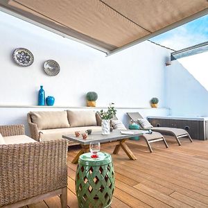 Appartement à 2 Chambres à Coucher