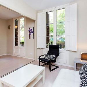 Appartement à 3 Chambres à Coucher