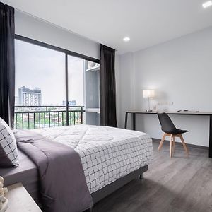 Aqua Residences อควา เรสซิเดนซ์ ห้องพักใหม่ให้เช่า ติดรถไฟฟ้าสถานีวุฒากาศ