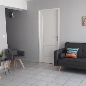 Appartement à 2 Chambres à Coucher
