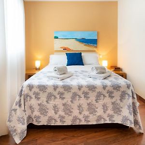 San Felipe Sevilla Urban Apartment