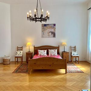 Central Budapest Apartment