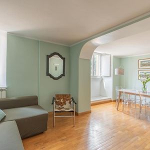 Appartement à 2 Chambres à Coucher