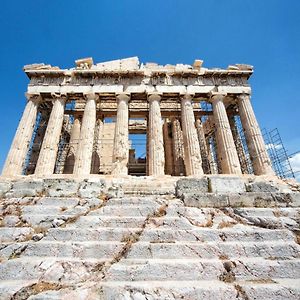 Acropolis Select Flat