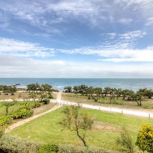 Apartment De La Plage