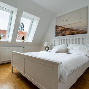 Appartement de Luxe à 2 Chambres à Coucher