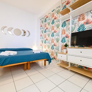 L'Aurora Apartments