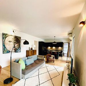 Appart standing avec vue grand balcon - parking - clim