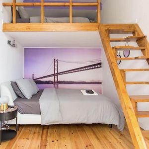 Beautiful 2Br High Ceiling/50M From Timeout Market