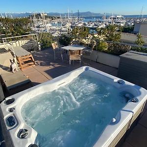 Penthouse vue mer et jacuzzi privé