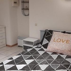Très belle Appartement F1 bis