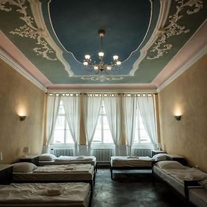 Chambre Juste Pour Femmes Dortoir