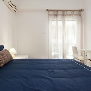 Lovely 2 Bedroom Apt In Metaxourgio Center