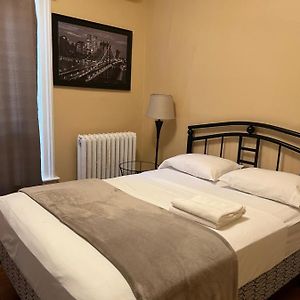 Chambre Standarde Lit Queen-Size