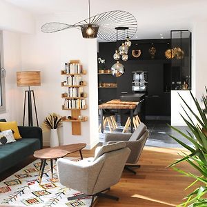 Appartement à 2 Chambres à Coucher