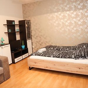 Charming & Unique Apartment In Budapest Vibrant City Center