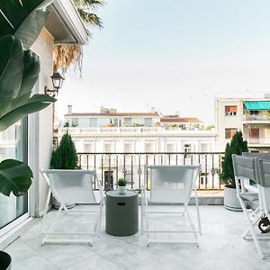 Acropolis Veranda Residence