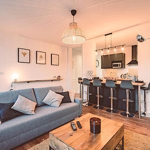 Charme de l'ancien pour cet appartement entièrement rénové dans l'hypercentre de Reims