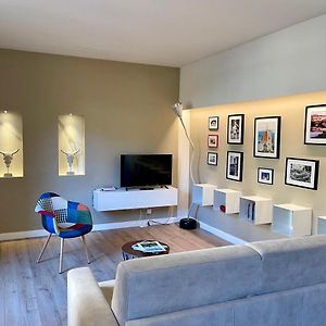 Luxury Apartment In City Center