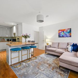 Appartement à 3 Chambres à Coucher