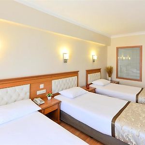 Chambre Standarde Triple
