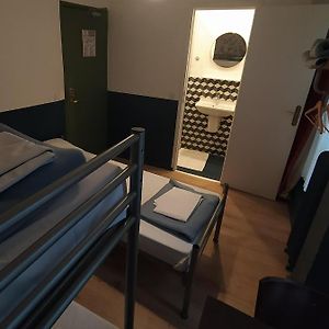 Chambre Juste Pour Femmes Dortoir