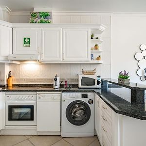 Pedra dos Bicos - Apartamento para 4 com acesso privilegiado à praia