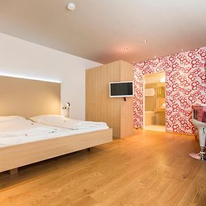 Appartement Studio de Luxe au Premier Étage