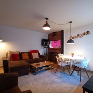 Appartement à 2 Chambres à Coucher
