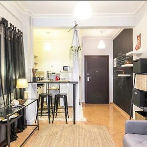 Luxuriously Central Studio In The Heart Of Athens