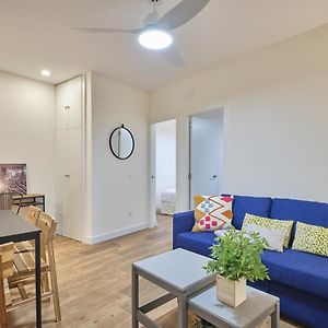 Appartement à 2 Chambres à Coucher