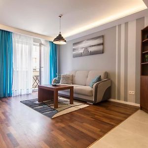 River Boulevards Apartment