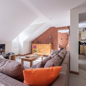 Appartement à 3 Chambres à Coucher