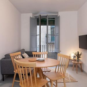 Appartement à 3 Chambres à Coucher