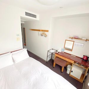 Studio Lit King-Size
