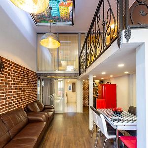 Appartement à 3 Chambres à Coucher
