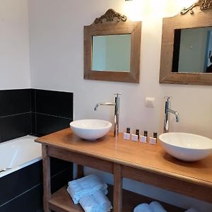 Private Bathroom King Room