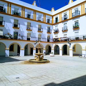 Los Patios De La Caleta