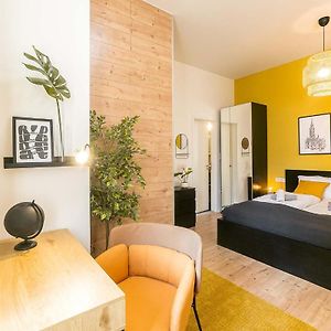 A13- Boutique Apartments, Best Location, by BQA