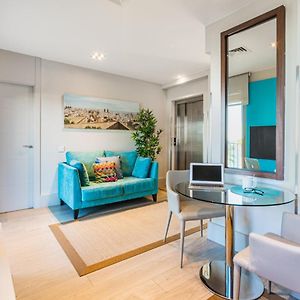 Kronos On The Beach Suite 3